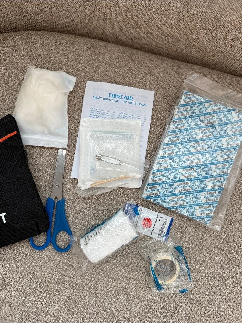 Armor All First Aid Kit Compact Vehicle Medical Kit NEW